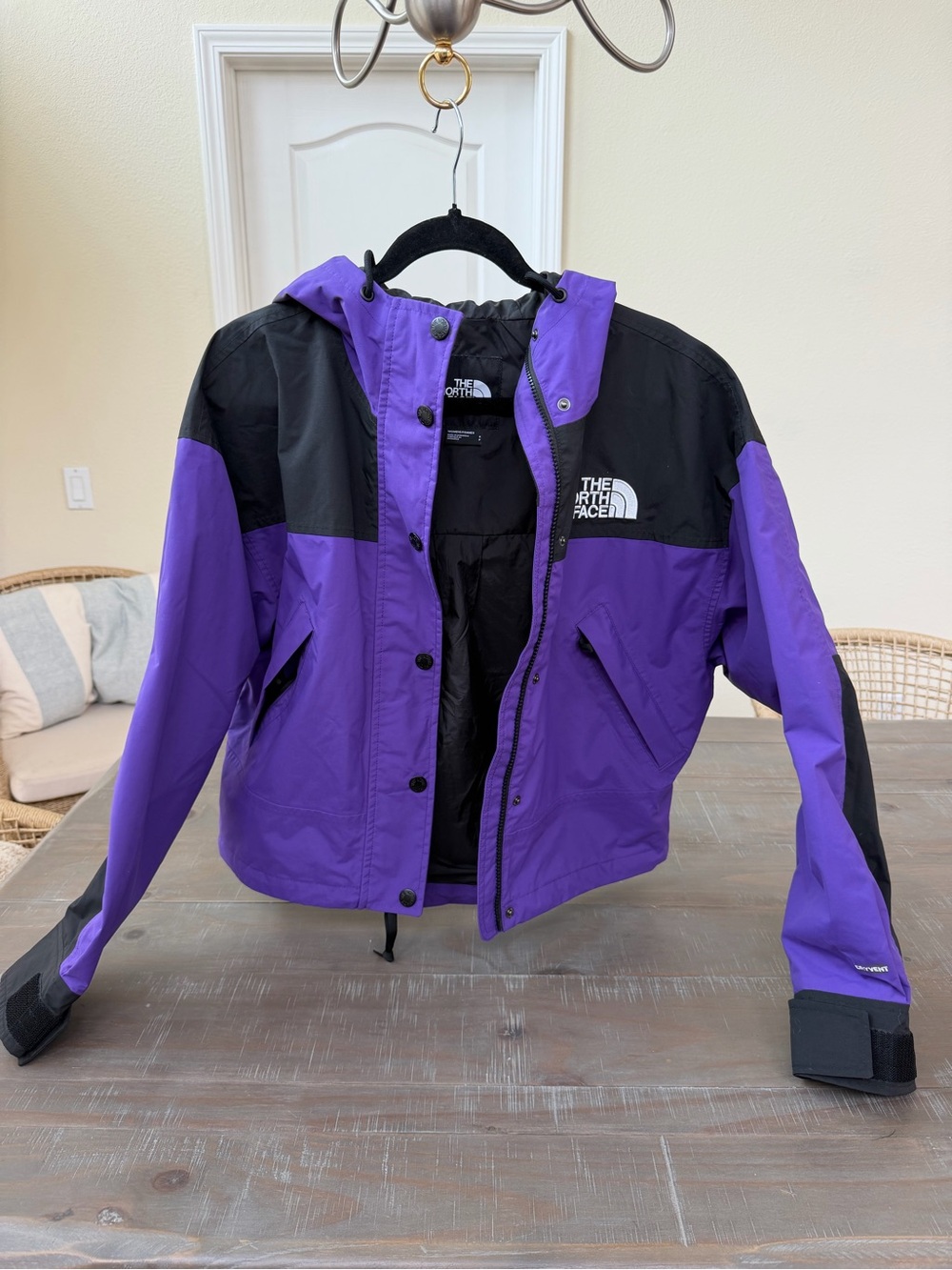 The North Face Reign On DryVent Jacket Purple Black Women’s Small NWT